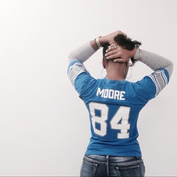 Meet your Posher, Jessica - Picture 2 of 2